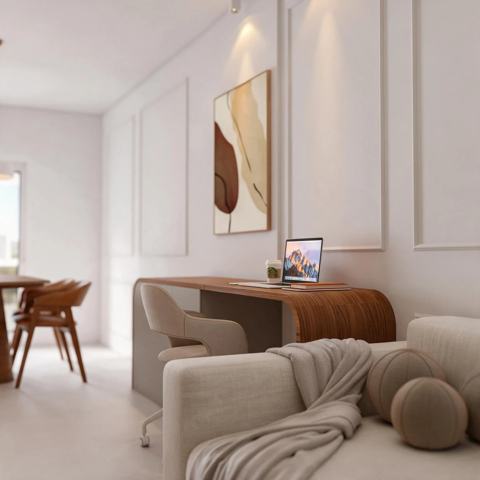 Home office integrado à sala, com bancada de madeira, sofá claro e iluminação natural